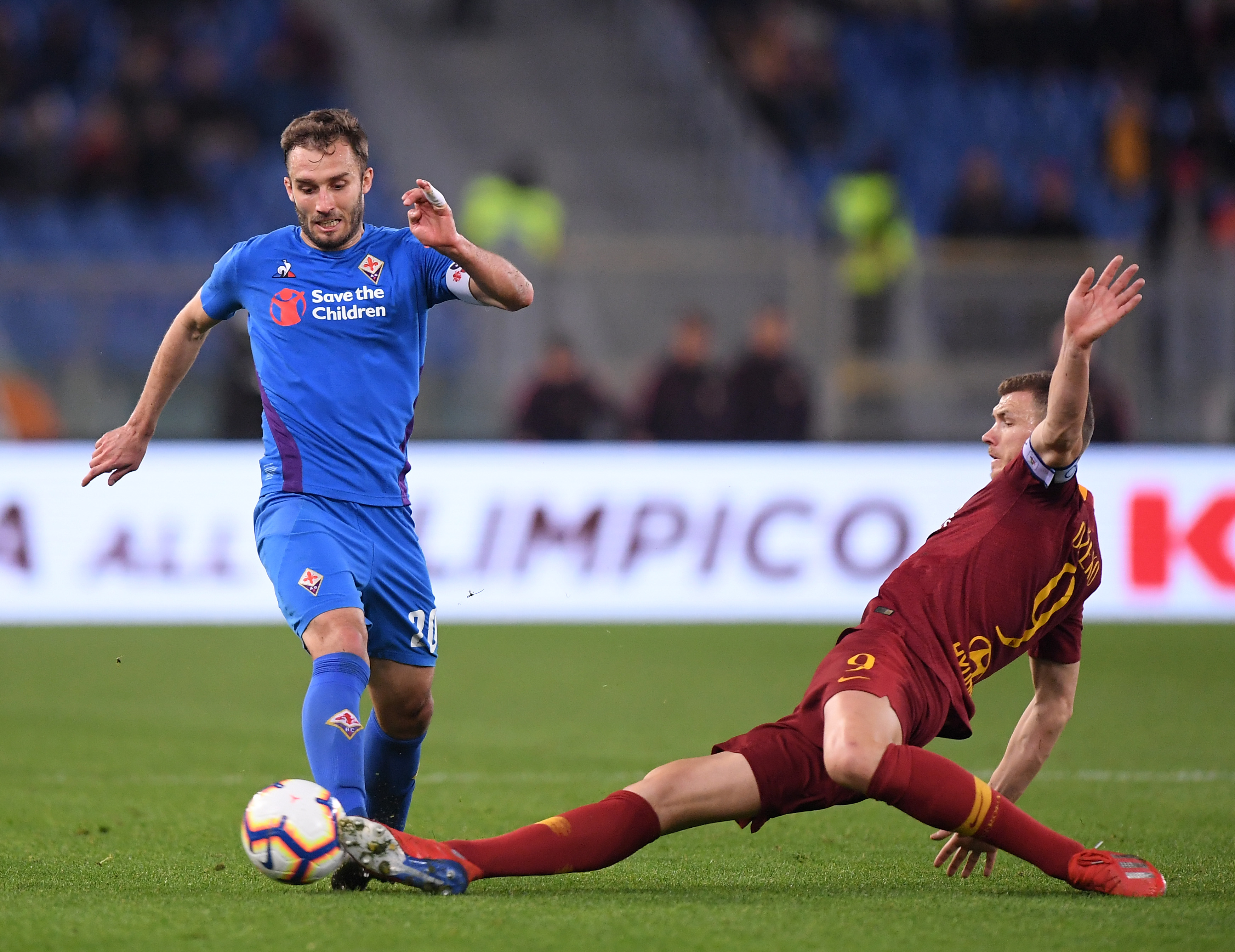 就在昨天，12月5日下午！中超传来了上海申花、斯卢茨基和北京国安的新消息（中超最新动态：12月5日下午，上海申花、斯卢茨基与北京国安传来新消息）