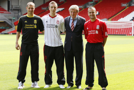 欧冠梅开二度后染红，迪亚斯是继格列兹曼之后第二人（欧冠先梅开二度再染红，迪亚斯继格列兹曼后成第二人）