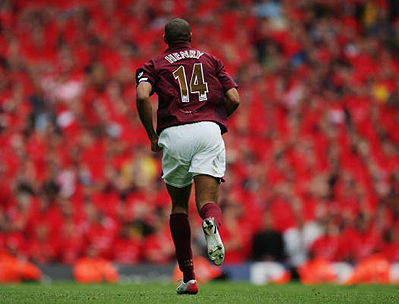 国少vs孟加拉国U17：万项、邝兆镭首发，赵松源替补（中国U17对阵孟加拉国U17：万项、邝兆镭先发，赵松源替补待命）