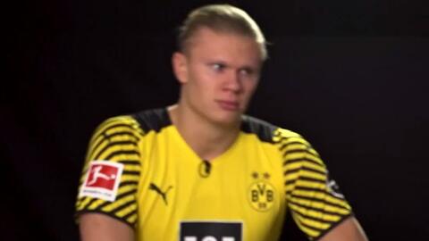 网传视频浙江U20全运会输球后被球迷训话，王钰栋摇头离开