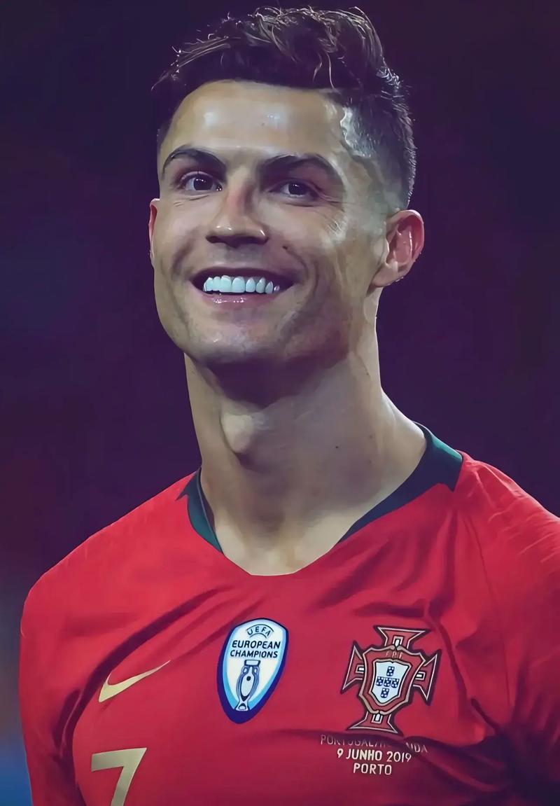 伦纳德：我们得把正确的阵容放到场上，我们需要更多的天赋（伦纳德：该把最合适的阵容摆上场，球队仍需补强天赋）