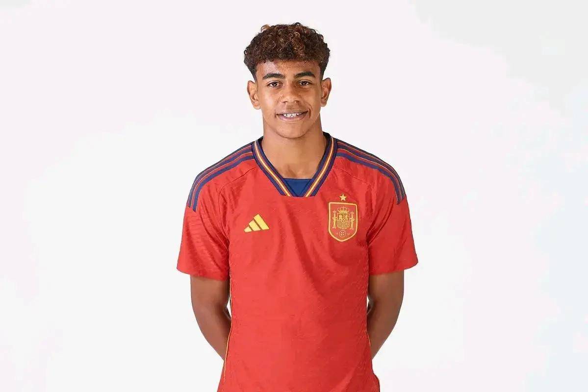 阿莱格里：我对恩昆库非常满意；圣地亚哥为球队做了很多（阿莱格里：对恩昆库十分满意，圣地亚哥为球队贡献良多）